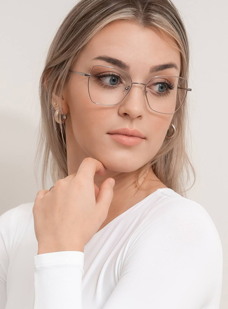 fashionable glasses for women